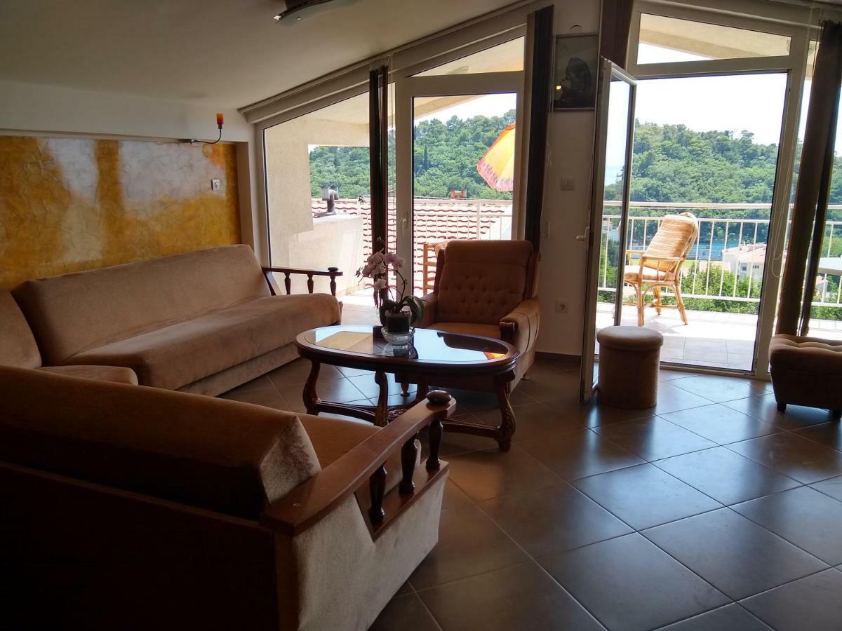 Apartmani Neda Bane Petrovac Exterior photo